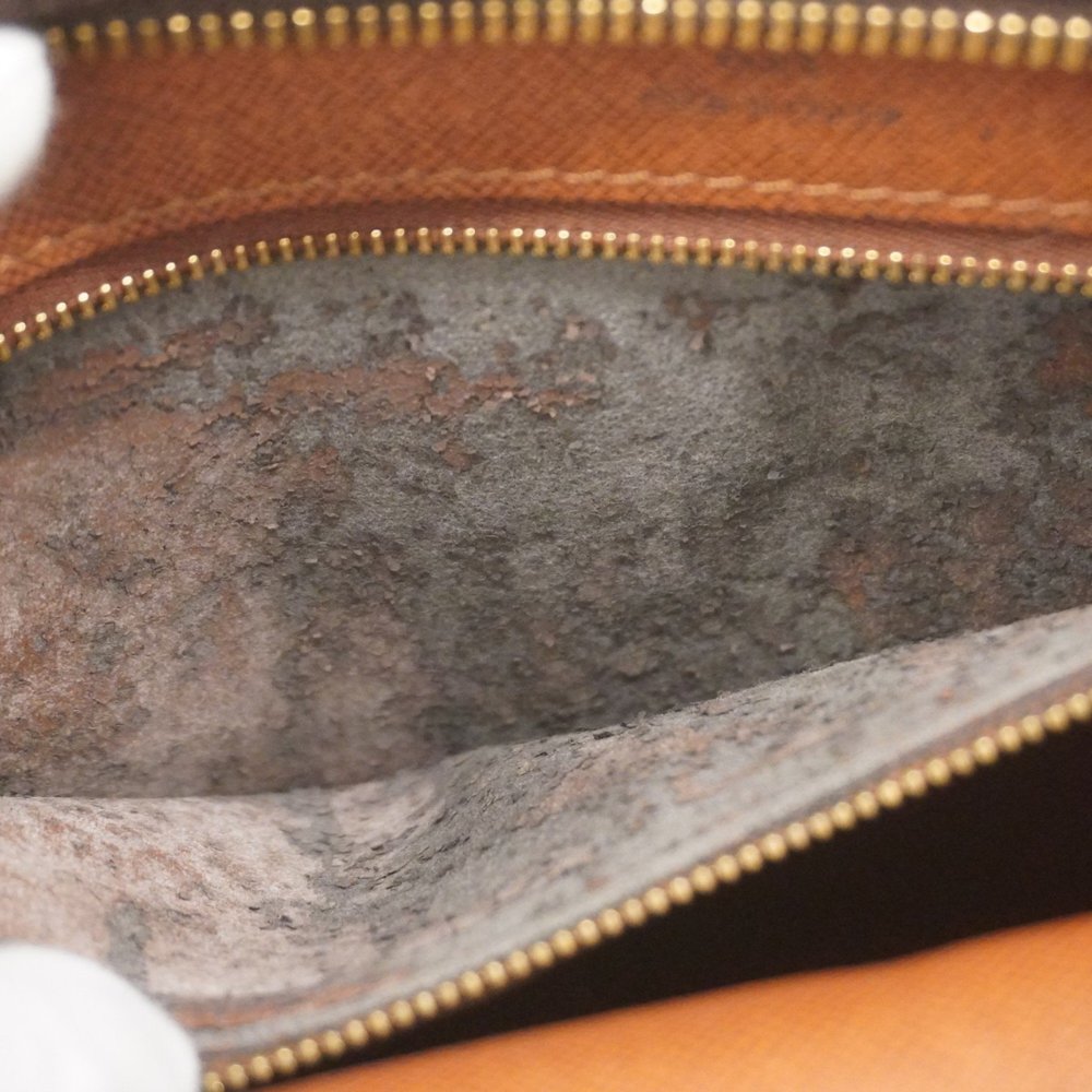 LOUIS VUITTON Brown Monogram Shoulder Bag - Picture 7 of 16